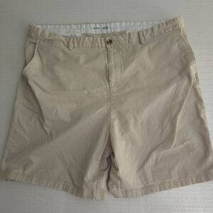 Old Navy Ultimate Slim Chino Shorts Men's 44 Beige Cotton Stretch Built-In Flex
